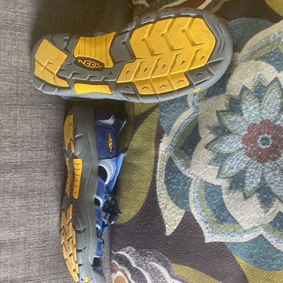 Keen water sandals - Picture 2 of 4